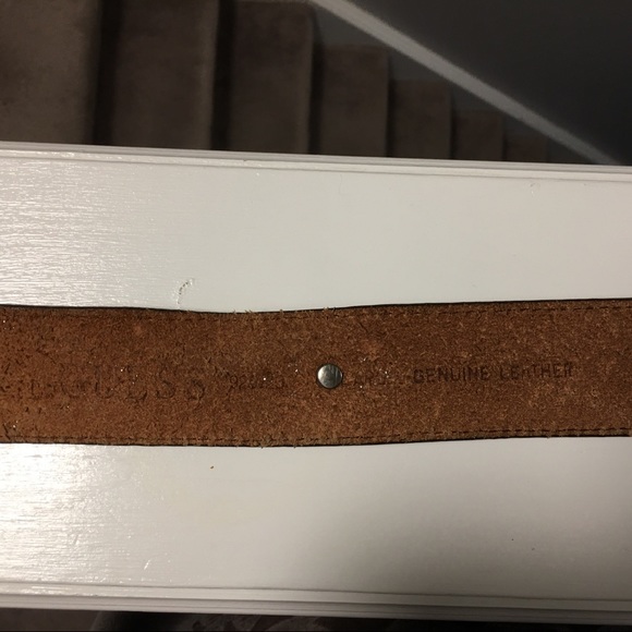 🇨🇦 Guess Genuine Leather Belt - Picture 3 of 4